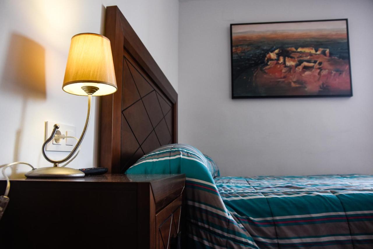 Suites Trastamara Montiel 外观 照片